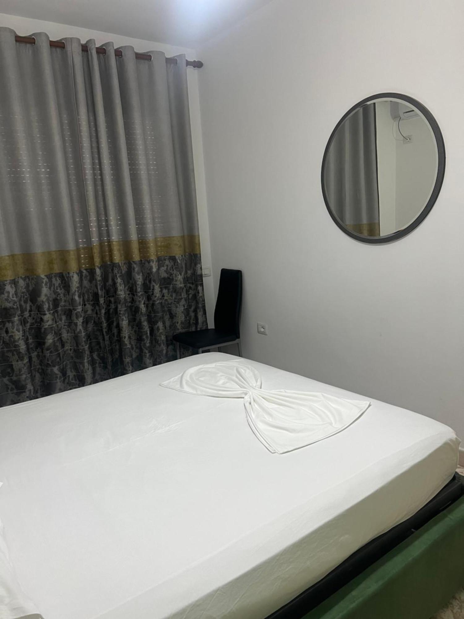 Martin Ferraj Riviera Apartment Vlore Exterior photo